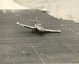 7 b. LAWRENCE - F9F-2 - Flak - Tip-tank - VF-781, BHR - 1951 - North Korea, .